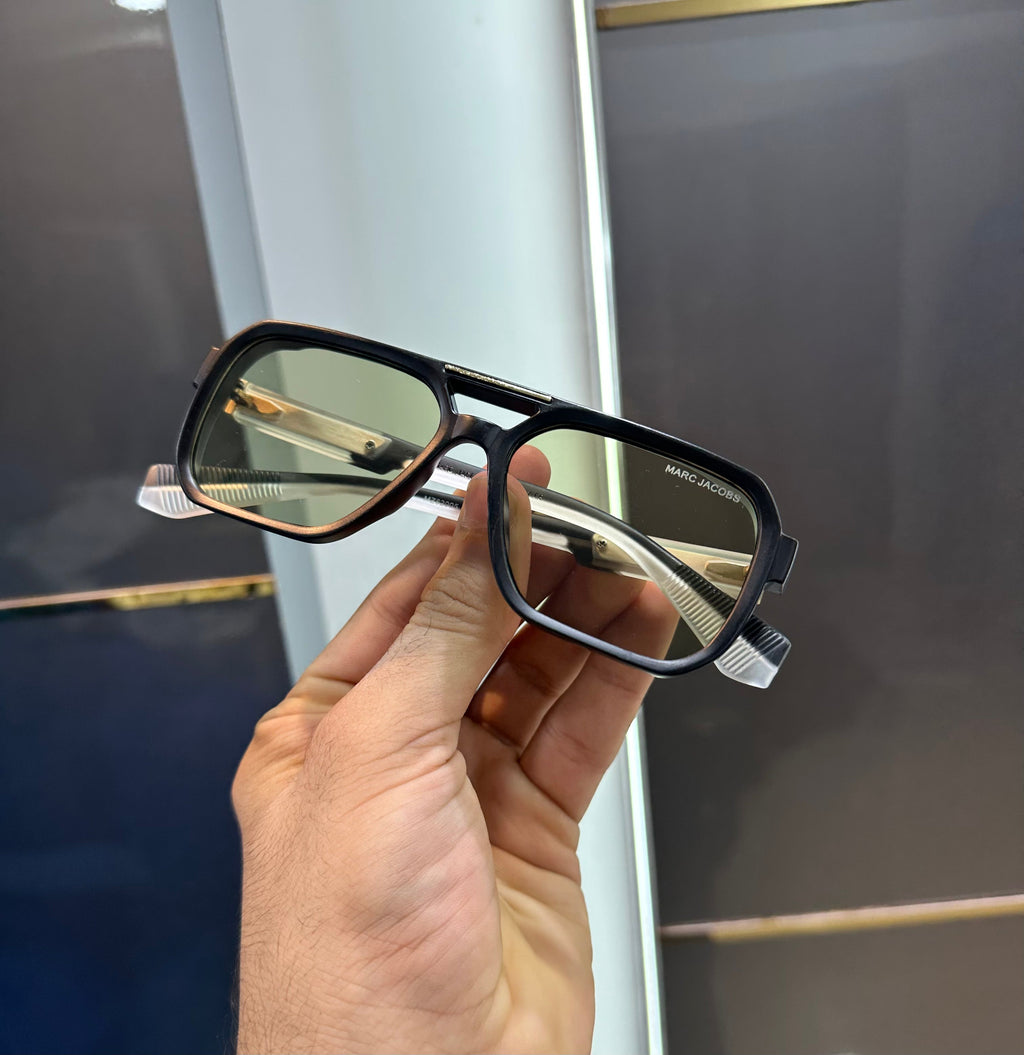 Ma rc Jacob s Black Green 2005 Ultimate Luxury Shade With Original Packaging