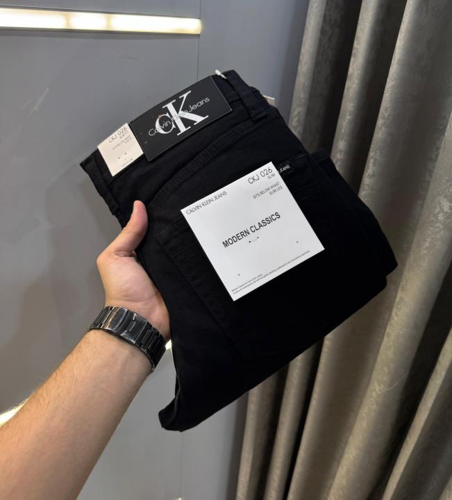 Calvi n Klei n Jet Black Imported Hyperflex Denim