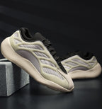 CUBICS V3 YEZY 700 Glow - Cream