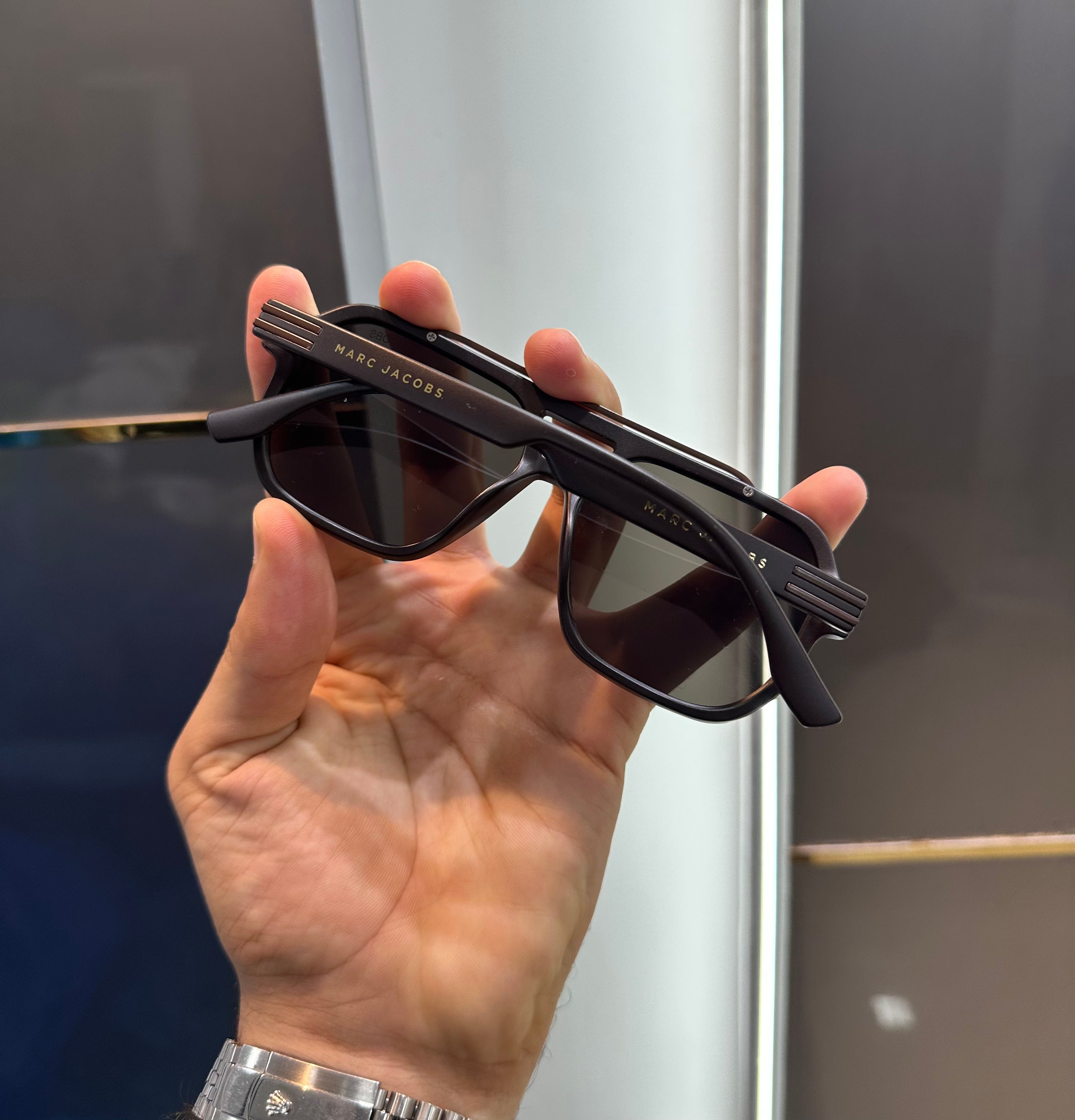 Mar c Jacob s Dark Brown Ultimate Luxury Shade With Original Packaging