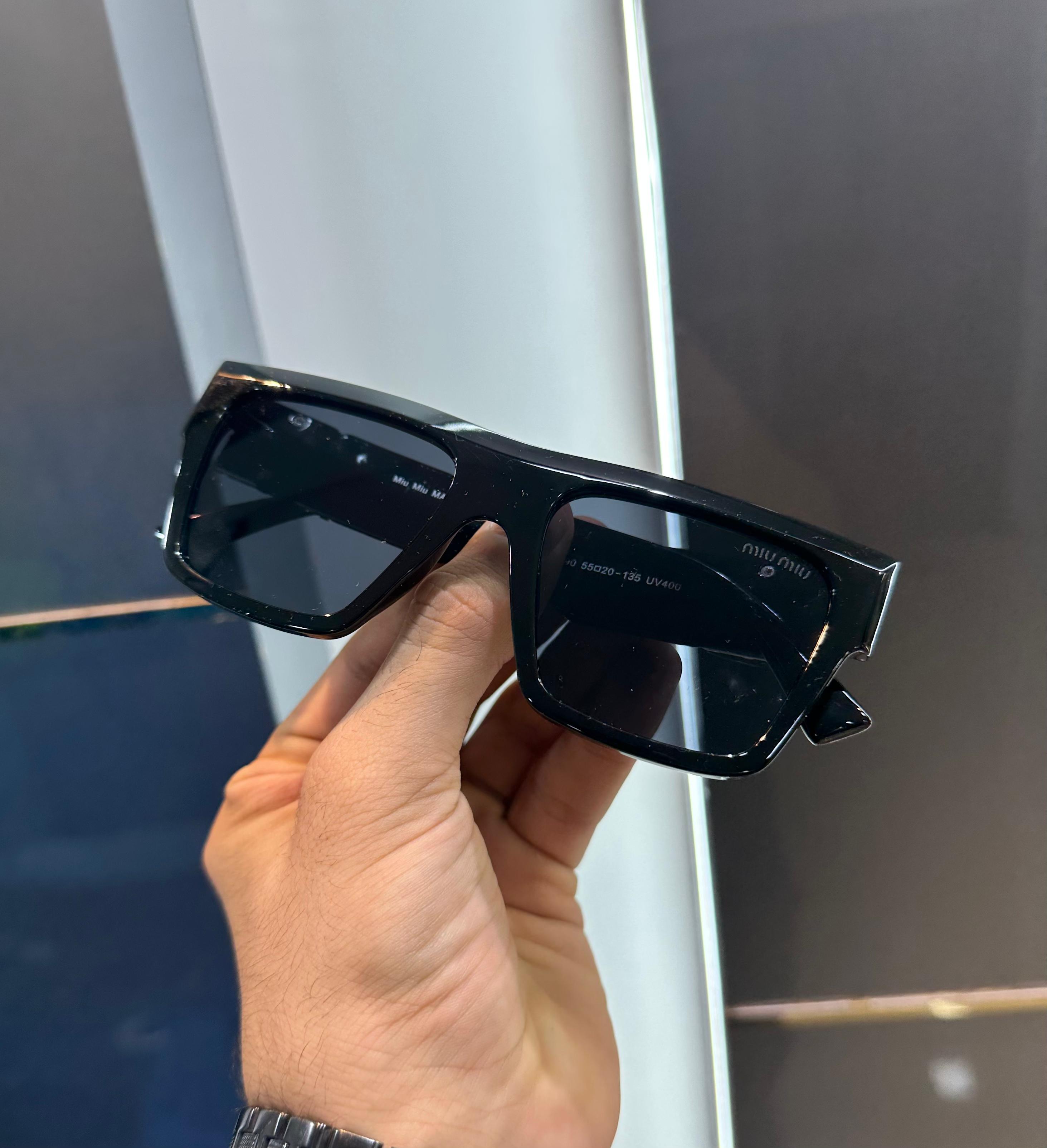 Mi u Mi u Black 090 Ultimate Luxury Shade With Original Packaging