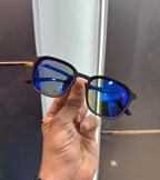 Oakle y 4932 Blu Shade Ultimate Luxury Shade With Original Packaging