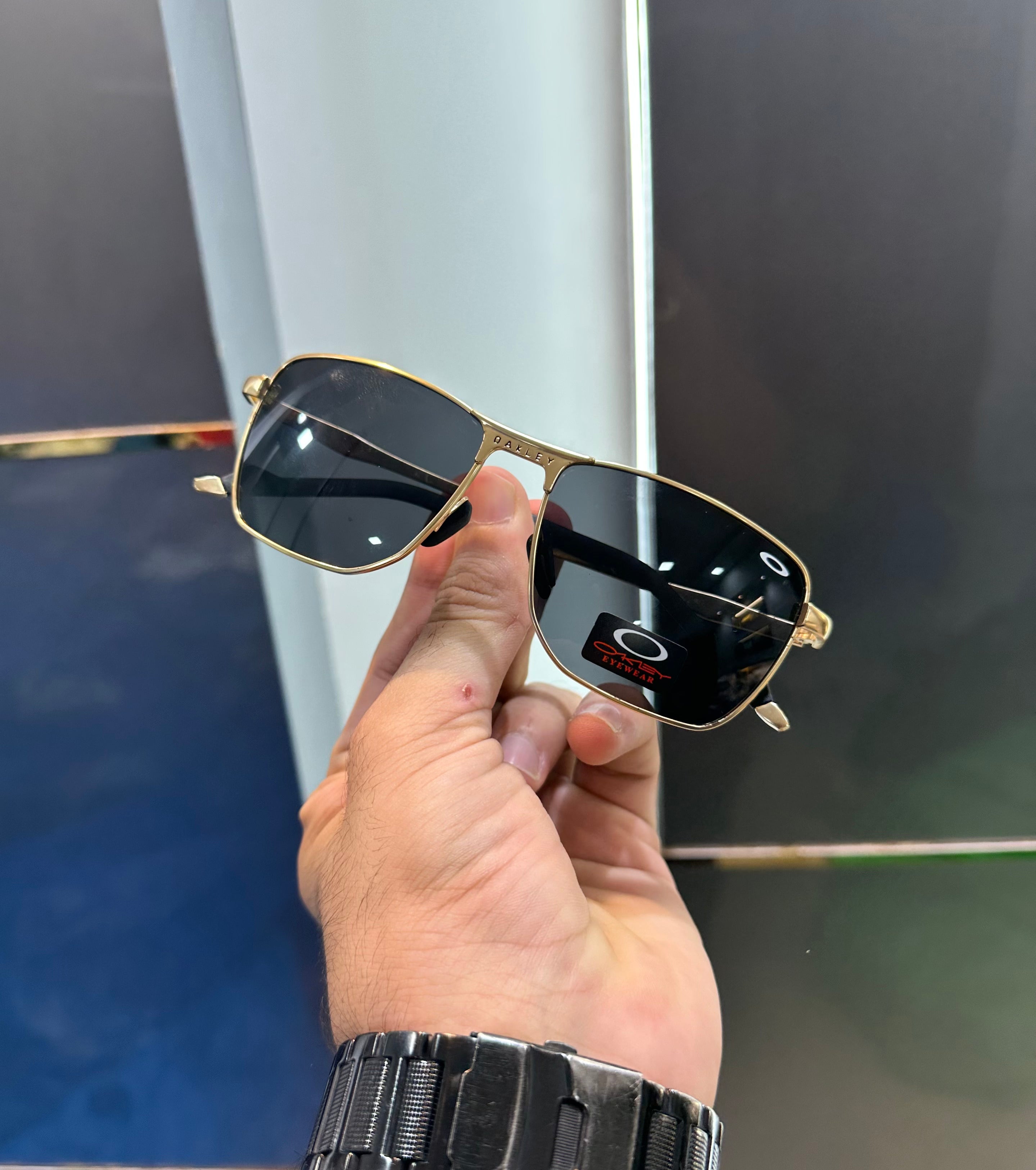 Oakle y Black Gold 3028 Ultimate Luxury Shade With Original Packaging