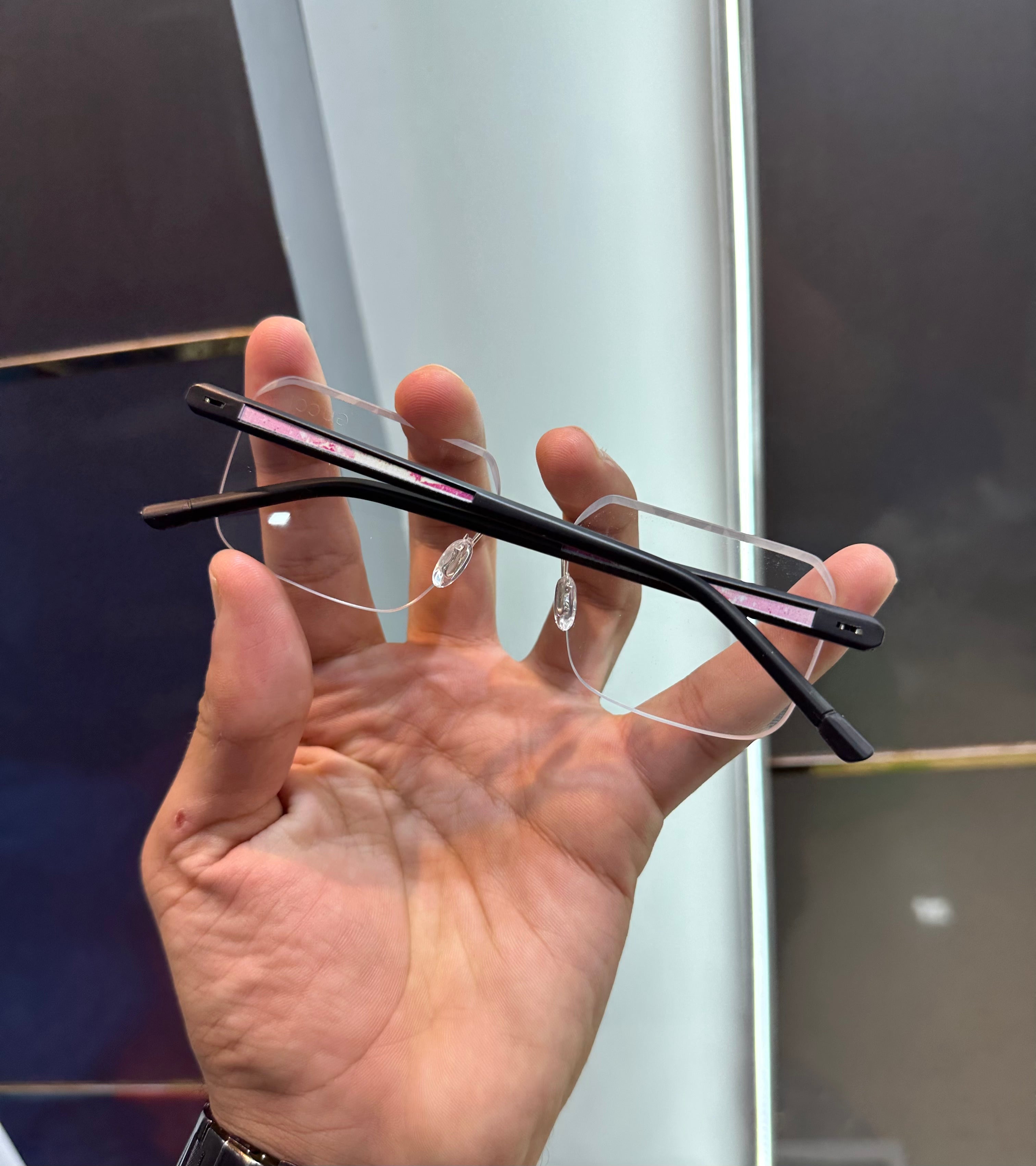 Gucc i Frame Ultimate Luxury Shade With Original Packaging