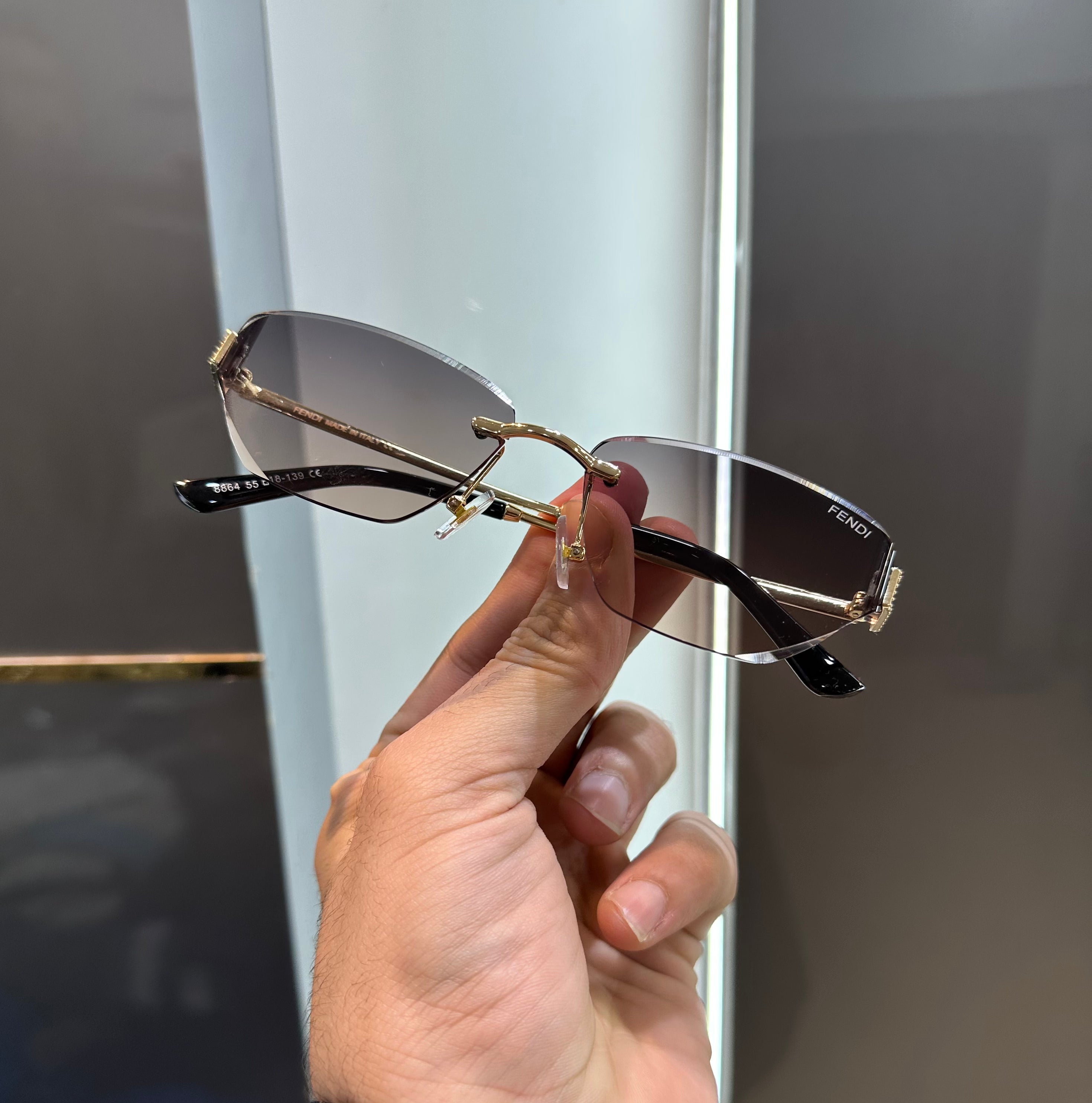 Fend i Gold Brown 8864 Ultimate Luxury Shade With Original Packaging