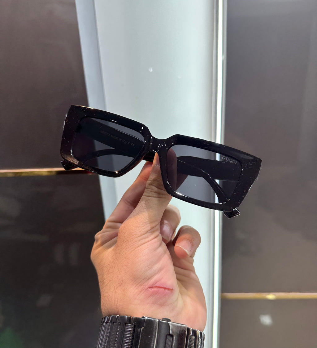 Gucc i 2379 Black Ultimate Luxury Shade With Original Packaging