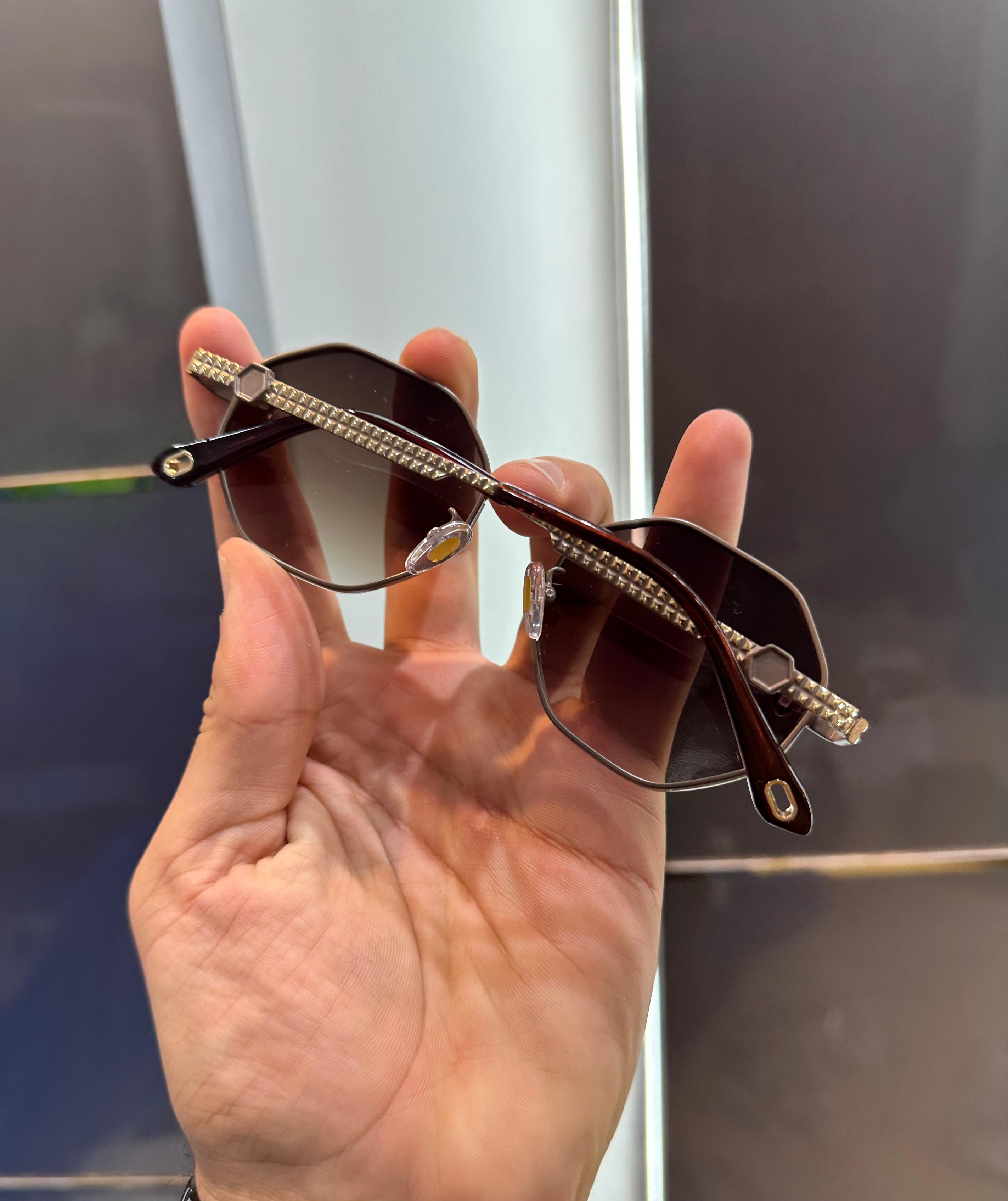 Cartie r Brown 3553 Ultimate Luxury Shade With Original Packaging