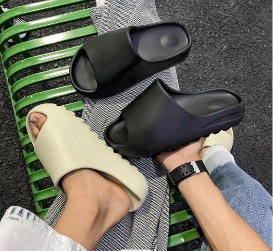 CUBICS Yezy Foam Slides - Black