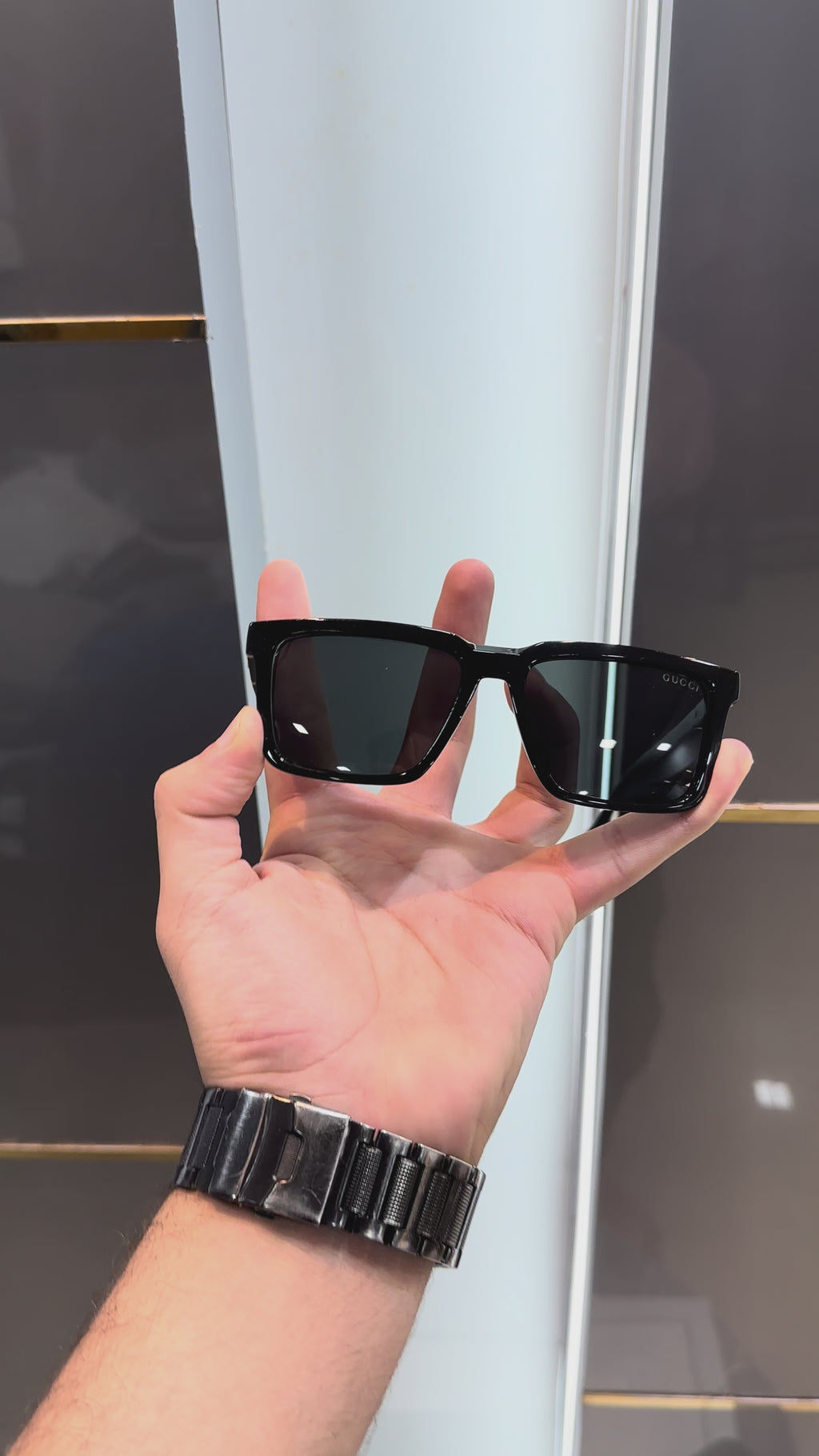 Gucc i 2009 Black Ultimate Luxury Shade With Original Packaging