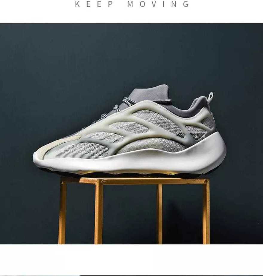 CUBICS V3 YEZY 700 Glow - Green